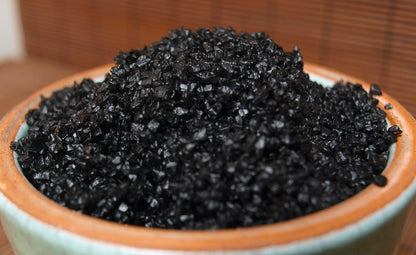 hawaii-salz-schwarz-black-lava-salzjj7nlzlunglev